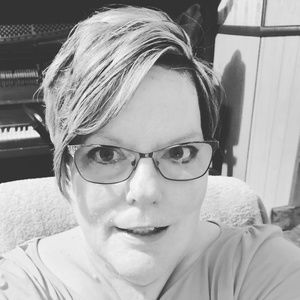 Meet your Posher, Gail